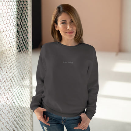 'I Am Loved' Crewneck Sweatshirt - Comfortable Straight-Fit Love Graphic